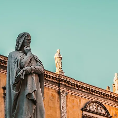 Appartamento Residenza Dei Signorii - Italian Homing *